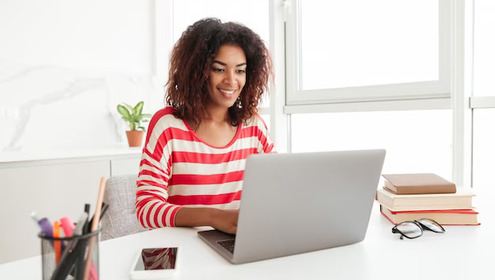 Busy woman casual clothes working laptop home 171337 13650